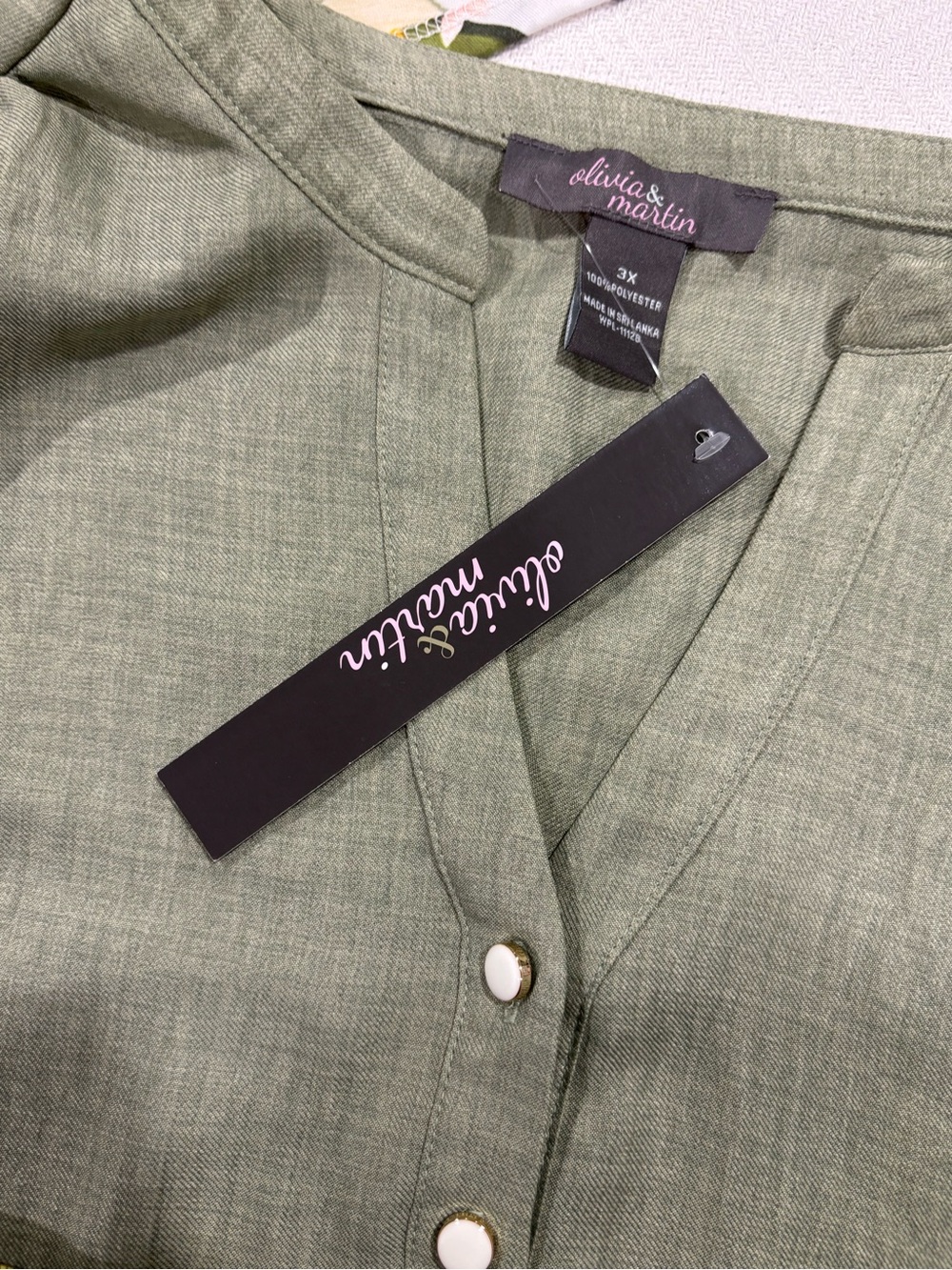 Relaxed Olive Green Embroidered V-Neck Tunic - Picture 7 of 9